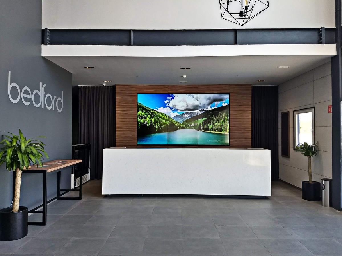 Jurica Bedford Hotel מראה חיצוני תמונה